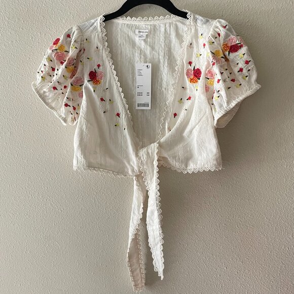 NWT Kimchi Blue Embroidered Cotton Boho Top Urban Outfitters New With Tags M - Picture 1 of 4